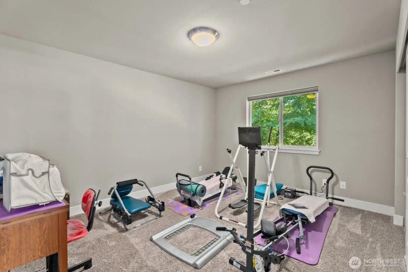 Property photo for 35703 20th Avenue Sw, Federal Way photo 21
