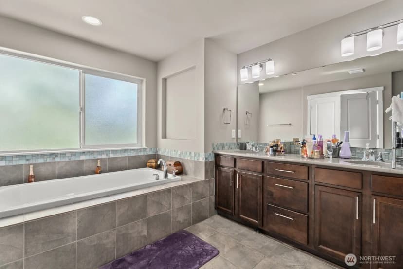 Property photo for 35703 20th Avenue Sw, Federal Way photo 18
