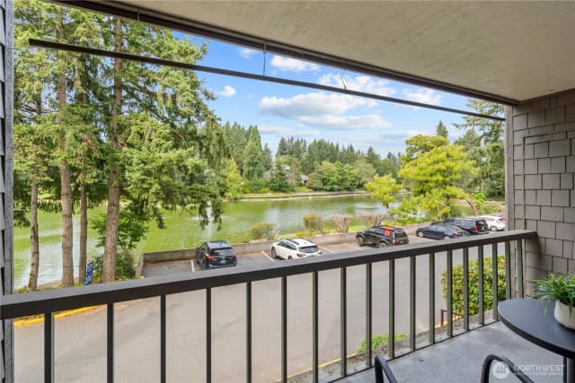Property photo for 6260 139th Avenue Ne #70, Redmond photo 2