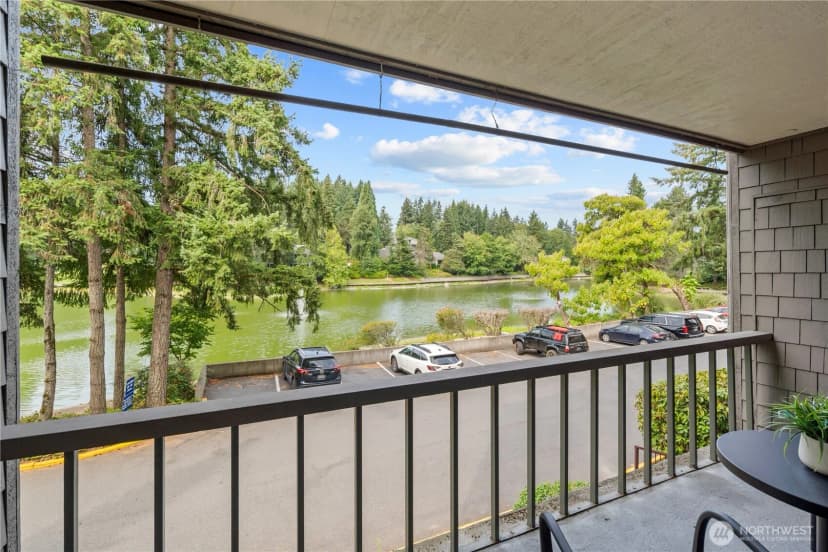 Property photo for 6260 139th Avenue Ne #70, Redmond photo 2