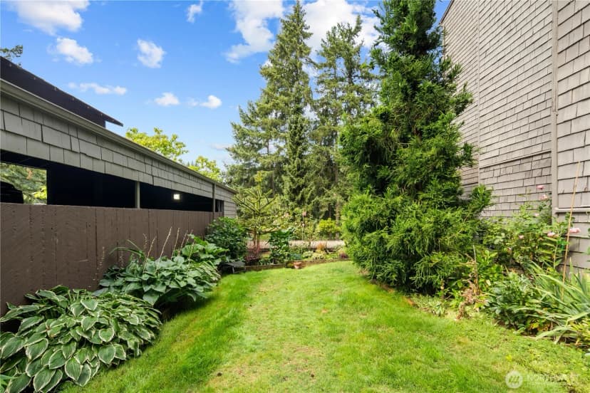 Property photo for 6260 139th Avenue Ne #70, Redmond photo 18