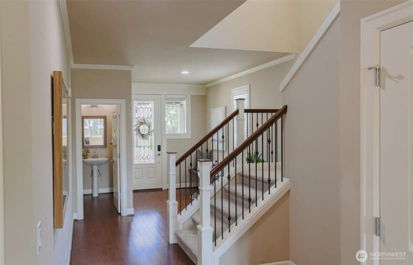 Property photo for 208 Ilwaco Place Se, Renton photo 23