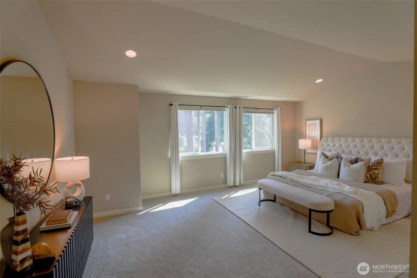 Property photo for 208 Ilwaco Place Se, Renton photo 13