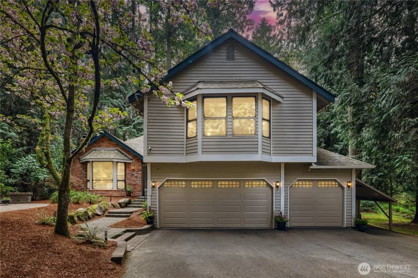 Property photo for 20525 Ne 68th Street, Redmond