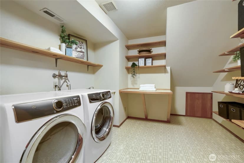 Property photo for 20525 Ne 68th Street, Redmond photo 18