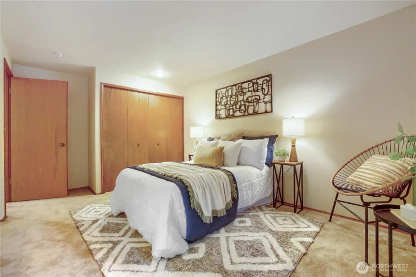 Property photo for 20525 Ne 68th Street, Redmond photo 28