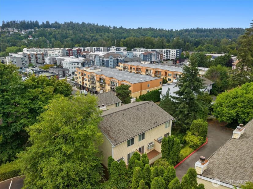 Property photo for 11802 98th Avenue Ne #b6, Kirkland photo 30