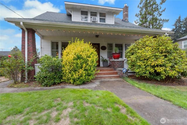 Property photo for 508 5th Street Ne, Puyallup