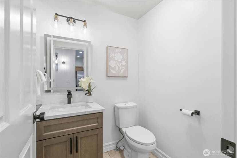 Property photo for 945 232nd Place Ne #945, Sammamish photo 21