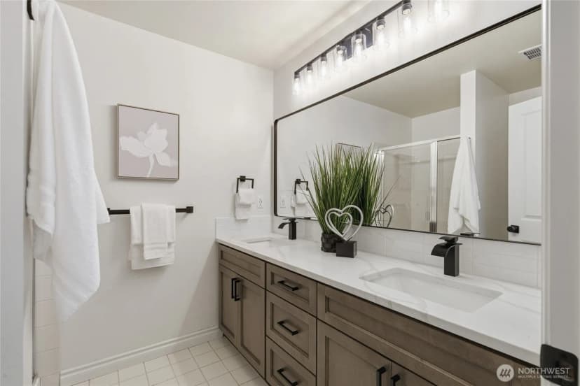 Property photo for 945 232nd Place Ne #945, Sammamish photo 27