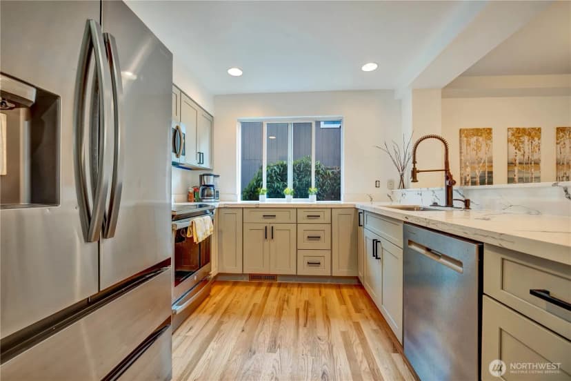 Property photo for 820 Mill Avenue, Snohomish photo 4