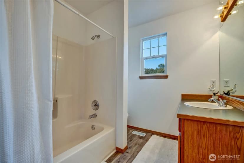 Property photo for 820 Mill Avenue, Snohomish photo 15