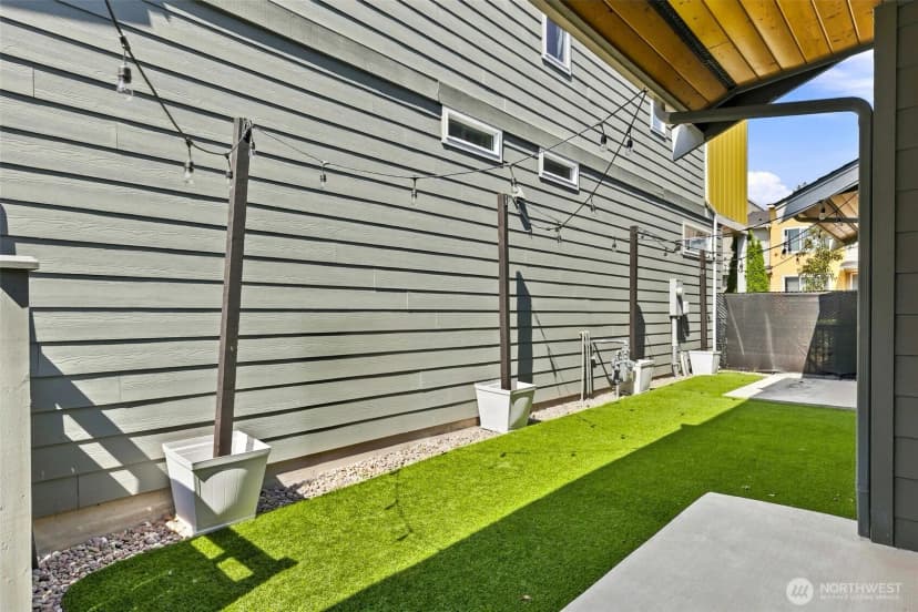 Property photo for 831 Sw 96th Place, Seattle photo 30