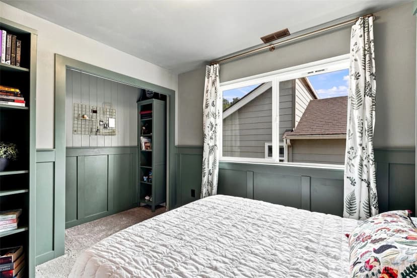 Property photo for 831 Sw 96th Place, Seattle photo 22