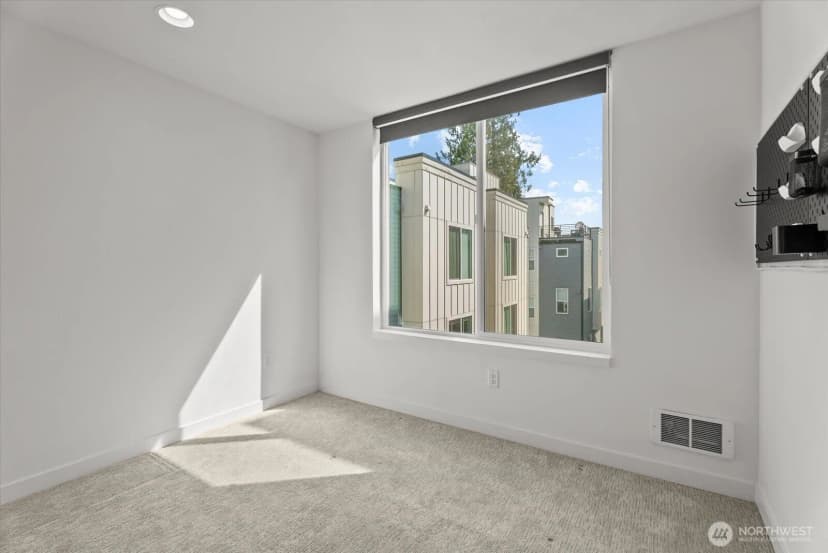 Property photo for 9211 A 14th Avenue Nw, Seattle photo 23
