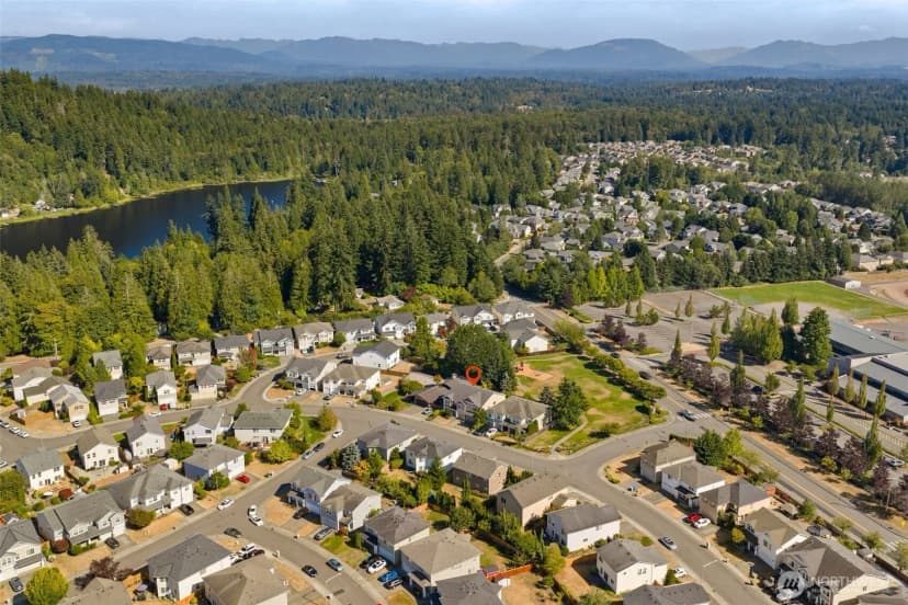 Property photo for 17019 Se 183rd Place, Renton photo 38