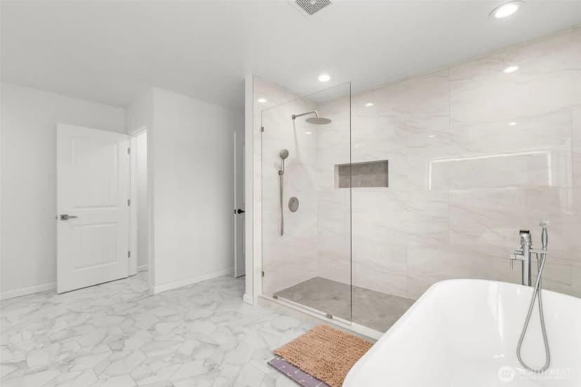 Property photo for 17019 Se 183rd Place, Renton photo 30