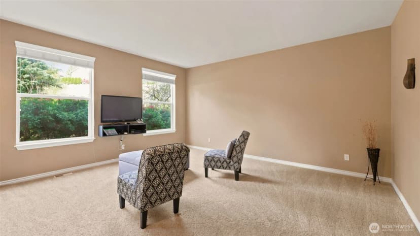 Property photo for 24610 Se 278th Street, Maple Valley photo 4