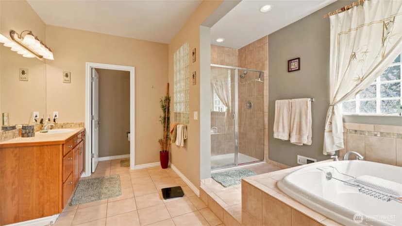 Property photo for 24610 Se 278th Street, Maple Valley photo 27