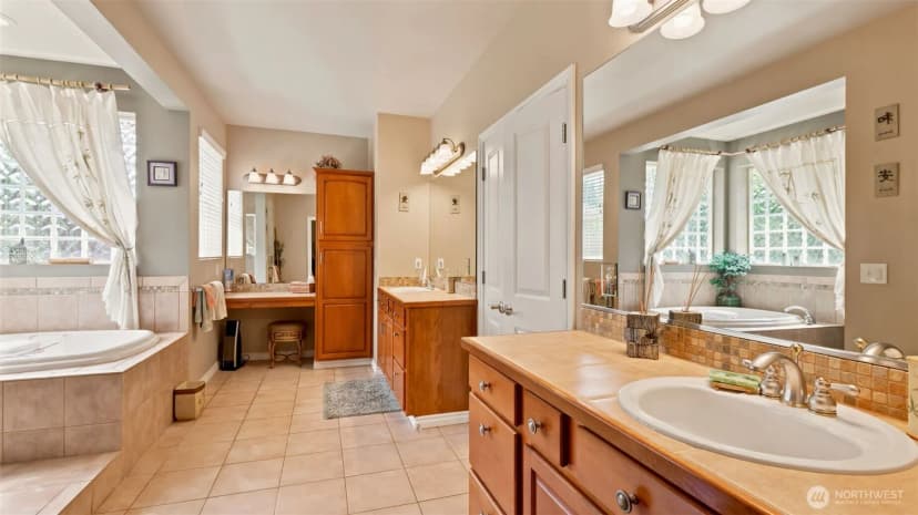 Property photo for 24610 Se 278th Street, Maple Valley photo 28