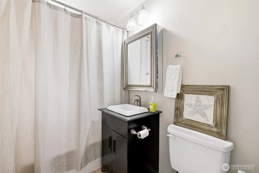 Property photo for 1045 S 197th Street E, Des Moines photo 27