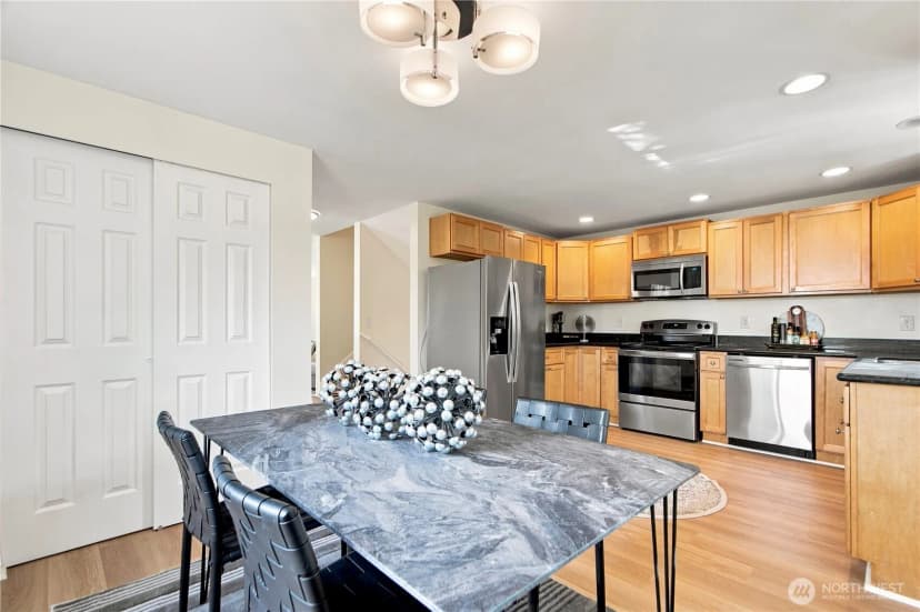 Property photo for 2604 Sw Genesee St, Seattle photo 13