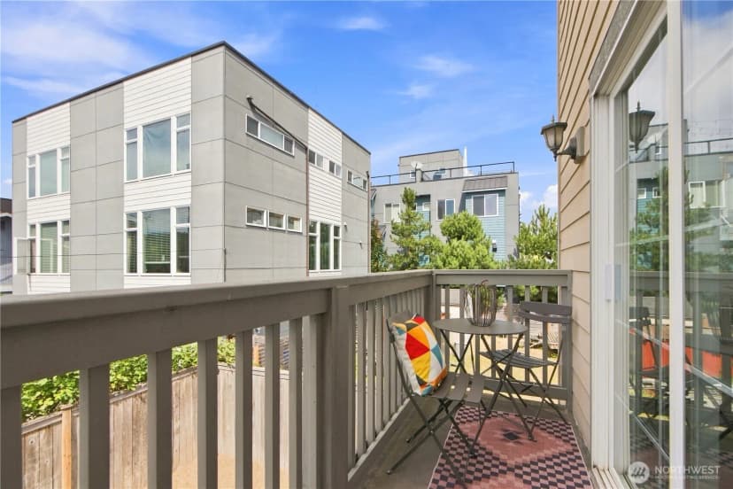 Property photo for 2604 Sw Genesee St, Seattle photo 12