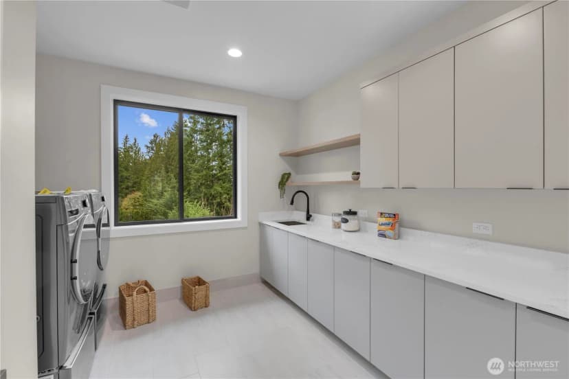 Property photo for 4025 172 Avenue Ne, Redmond photo 17