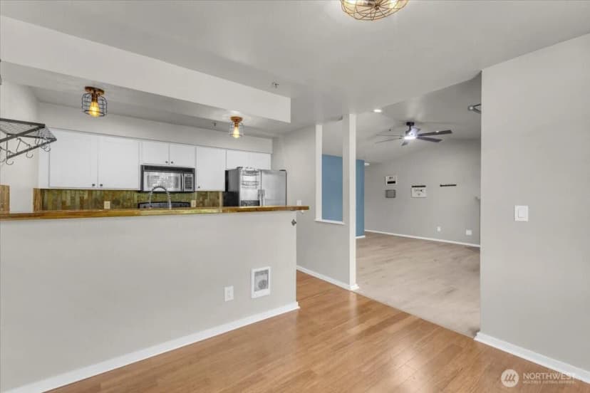 Property photo for 18930 Bothell Everett Highway #a305, Bothell photo 9