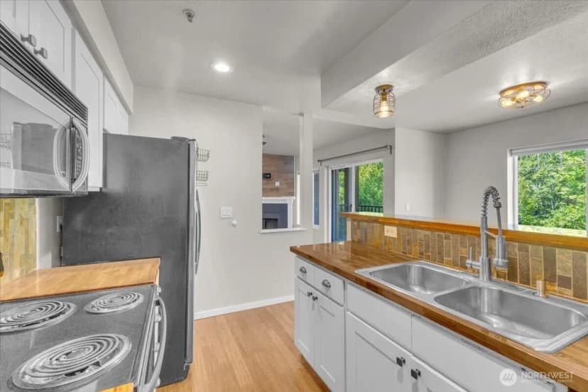 Property photo for 18930 Bothell Everett Highway #a305, Bothell photo 14