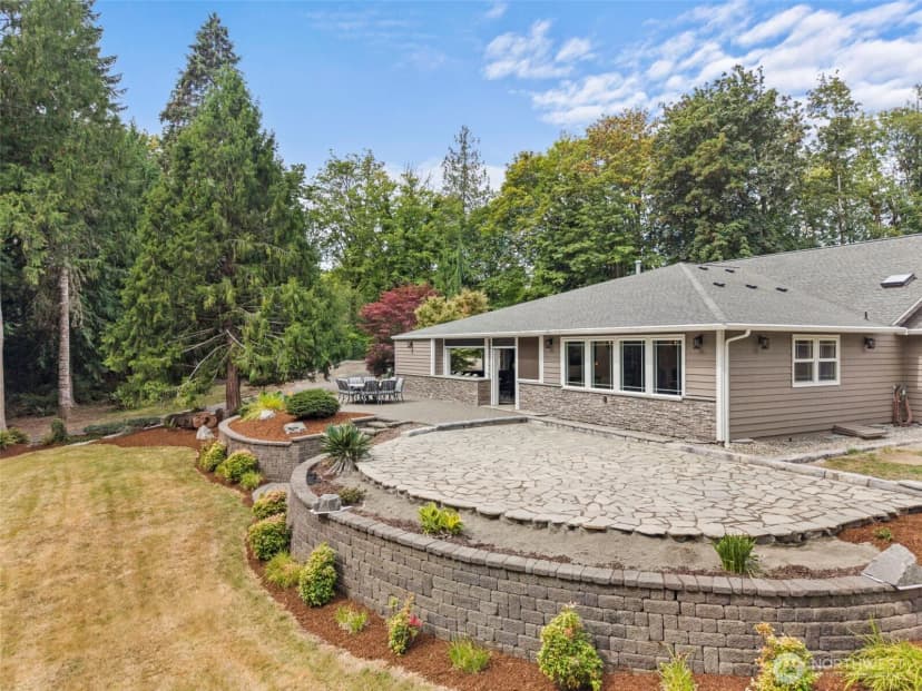 Property photo for 3301 Gravelly Beach Loop Nw, Olympia