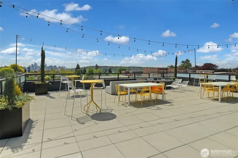 Property photo for 1601 N 45th Street #307, Seattle photo 9