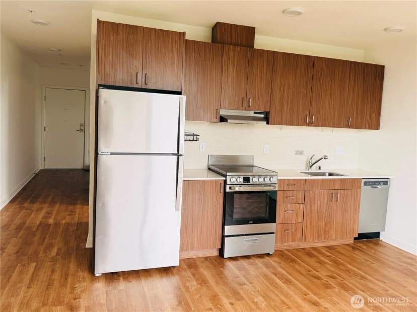 Property photo for 1601 N 45th Street #307, Seattle photo 15