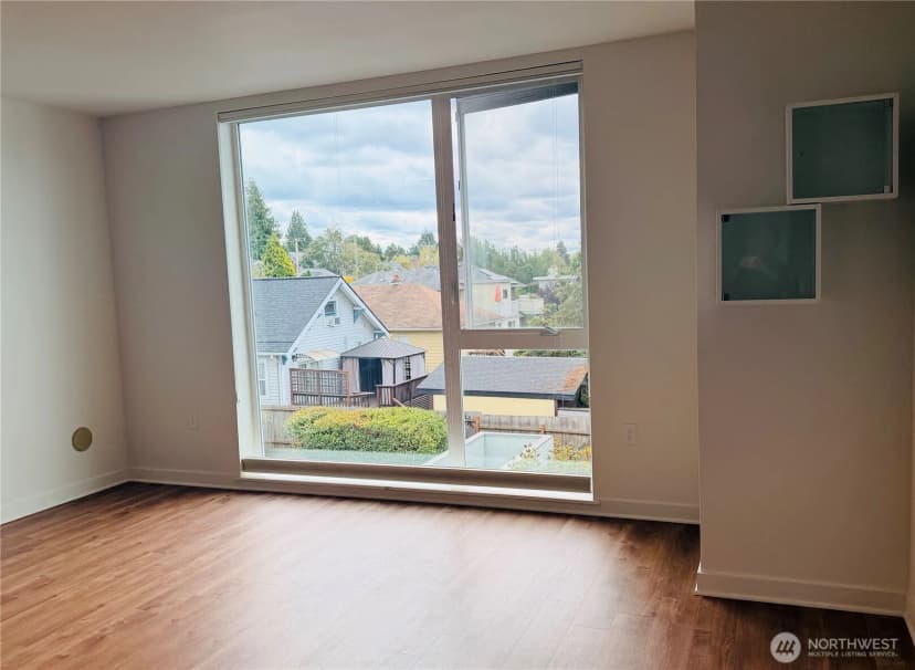 Property photo for 1601 N 45th Street #307, Seattle photo 14