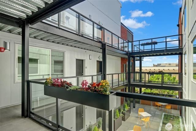 Property photo for 1601 N 45th Street #307, Seattle photo 5