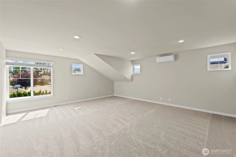 Property photo for 4818 Ne 1st Street, Renton photo 26