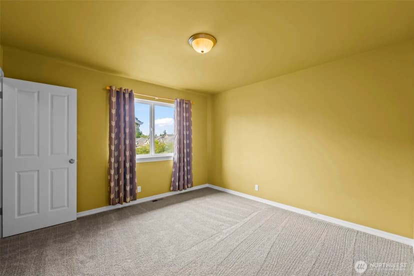 Property photo for 4818 Ne 1st Street, Renton photo 28