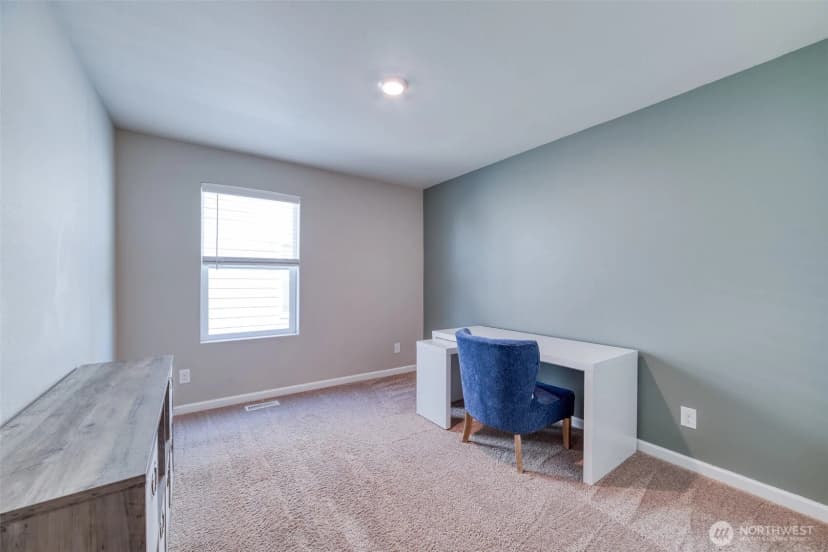 Property photo for 615 Mount Peak Street N, Enumclaw photo 13