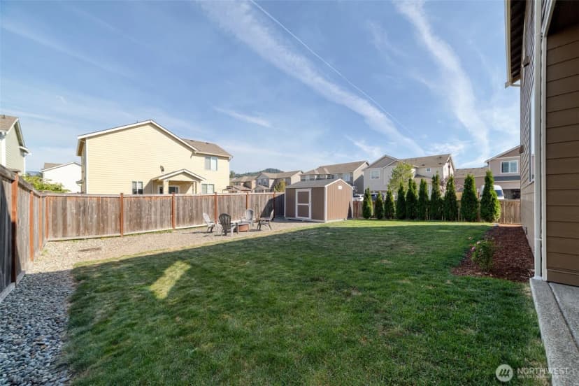 Property photo for 615 Mount Peak Street N, Enumclaw photo 19