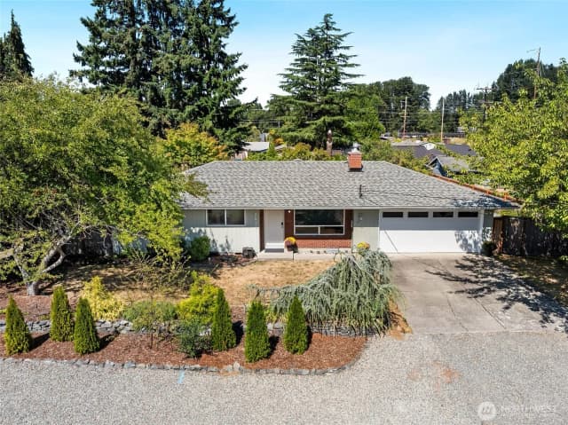 Property photo for 2011 8th Avenue Se, Puyallup