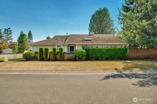 Property photo for 5501 Cricket Lane Se, Lacey photo 2