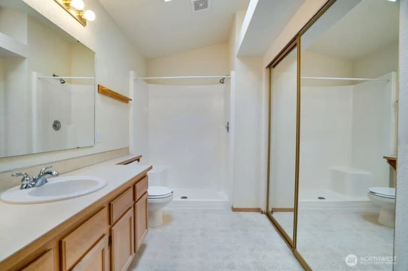 Property photo for 5501 Cricket Lane Se, Lacey photo 15