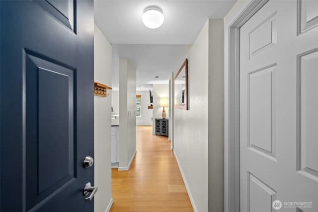 Property photo for 520 2nd Avenue W #201, Seattle photo 3
