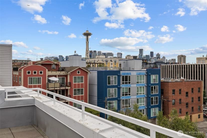 Property photo for 520 2nd Avenue W #201, Seattle photo 23