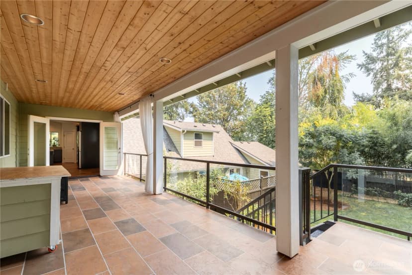 Property photo for 11633 Ne 92nd Street, Kirkland photo 15