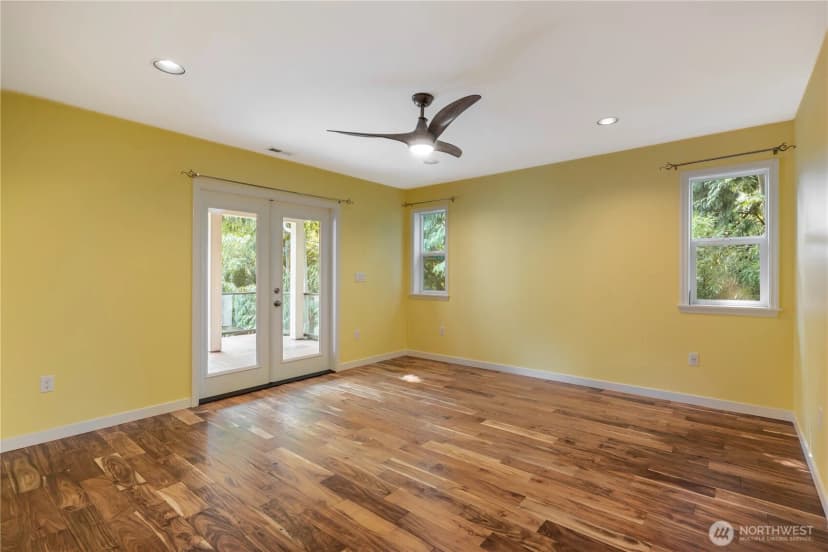 Property photo for 11633 Ne 92nd Street, Kirkland photo 7