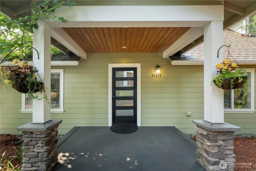 Property photo for 11633 Ne 92nd Street, Kirkland photo 25