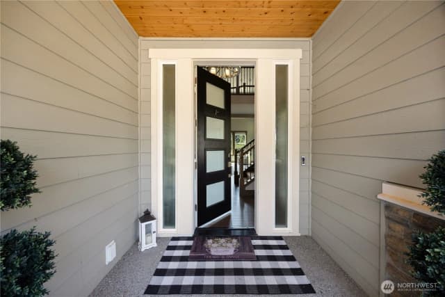 Property photo for 11714 137th Drive Ne, Lake Stevens photo 4