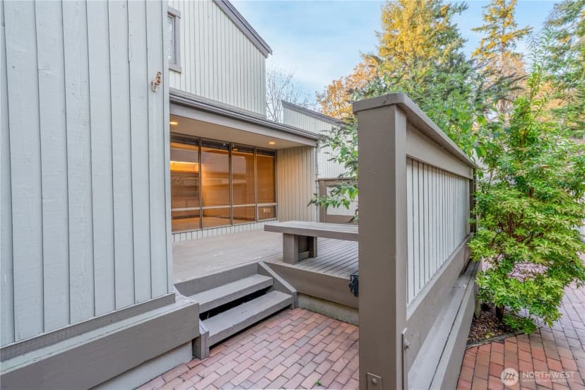 Property photo for 119 98th Avenue Ne #119, Bellevue