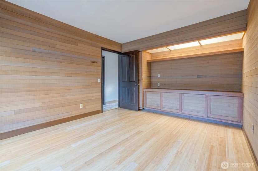 Property photo for 119 98th Avenue Ne #119, Bellevue photo 6